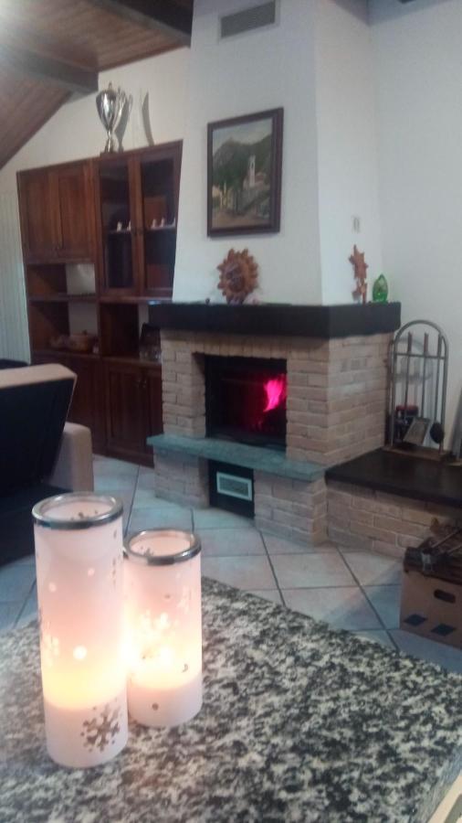 הוילה Caprie Casa Del Rustico, Indipendente Vista Sacra Con Dipinto מראה חיצוני תמונה