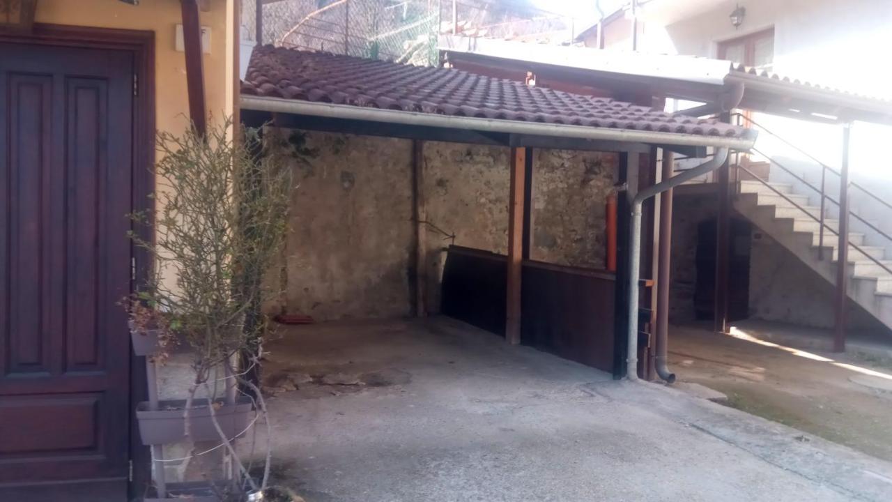 הוילה Caprie Casa Del Rustico, Indipendente Vista Sacra Con Dipinto מראה חיצוני תמונה